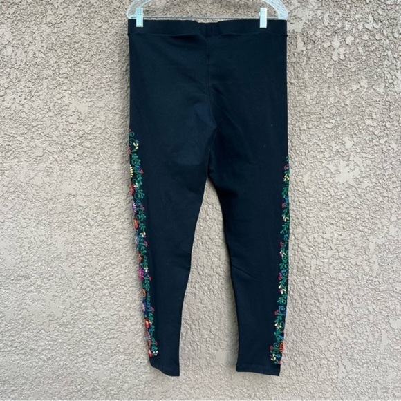 NEW! Brazilroxx‎ Embroidered Multicolor Floral Legging Pants Womens Size XL Boho - Picture 4 of 16
